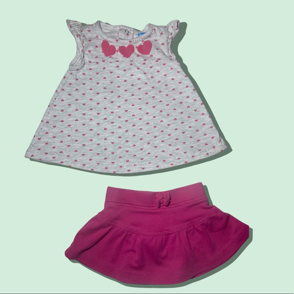 Adorable little girl outfit! Ready for Valentine’s Day!